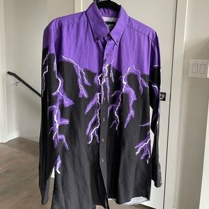 Lightning bolt button up